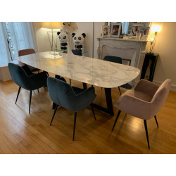 Table en céramique forme tonneau