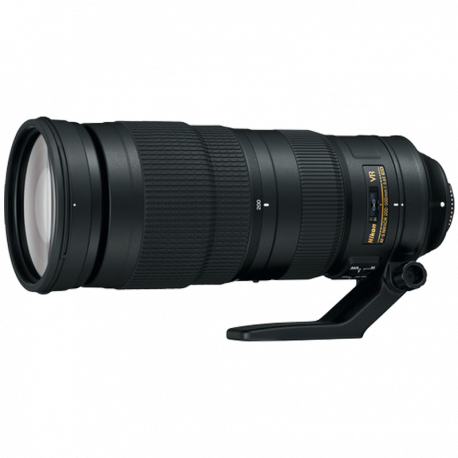 NIKON AF-S 200-500 mm f/5,6 E ED VR