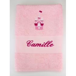 Serviette rose brodée Camille