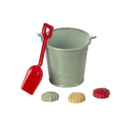 MAILEG - SET DE PLAGE, SEAU, PELLE ET COQUILLAGE