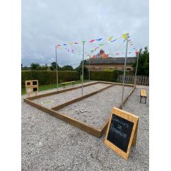 Location : Terrain de pétanque extérieur et intérieur