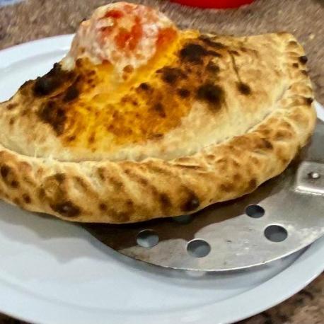 CALZONE