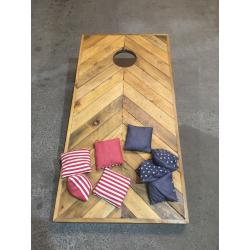 Jeu en bois : le Cornhole