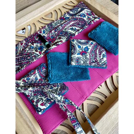 Etui à maquillage + lingettes