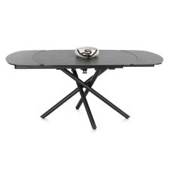 Table Budapest