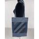 Le tote-bag iconique, votre indispensable du quotidien