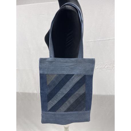 Le tote-bag iconique, votre indispensable du quotidien