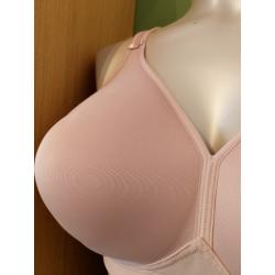 Soutien-gorge SELMA PURE sans armatures – Rosa Faia | Coques Spacer respirantes et confort absolu