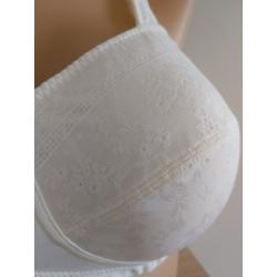 Soutien-gorge pour prothèses FLEUR – Anita Care | Élégance, confort et maintien après chirurgie