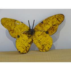 Papillon en métal recyclé jaune